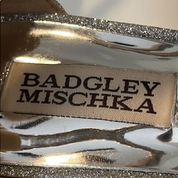 Badgley Mischka Fenix Silver Braided Rhinestone Block Heels Size 8 - Picture 11 of 12